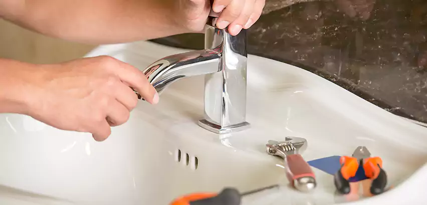 Bathtub Faucet Replacement in Renton