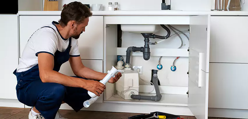 Plumbers for Frozen Pipes in Renton
